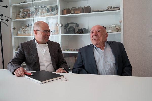 Gespraech_zwischen_Caeser_und_Ernst